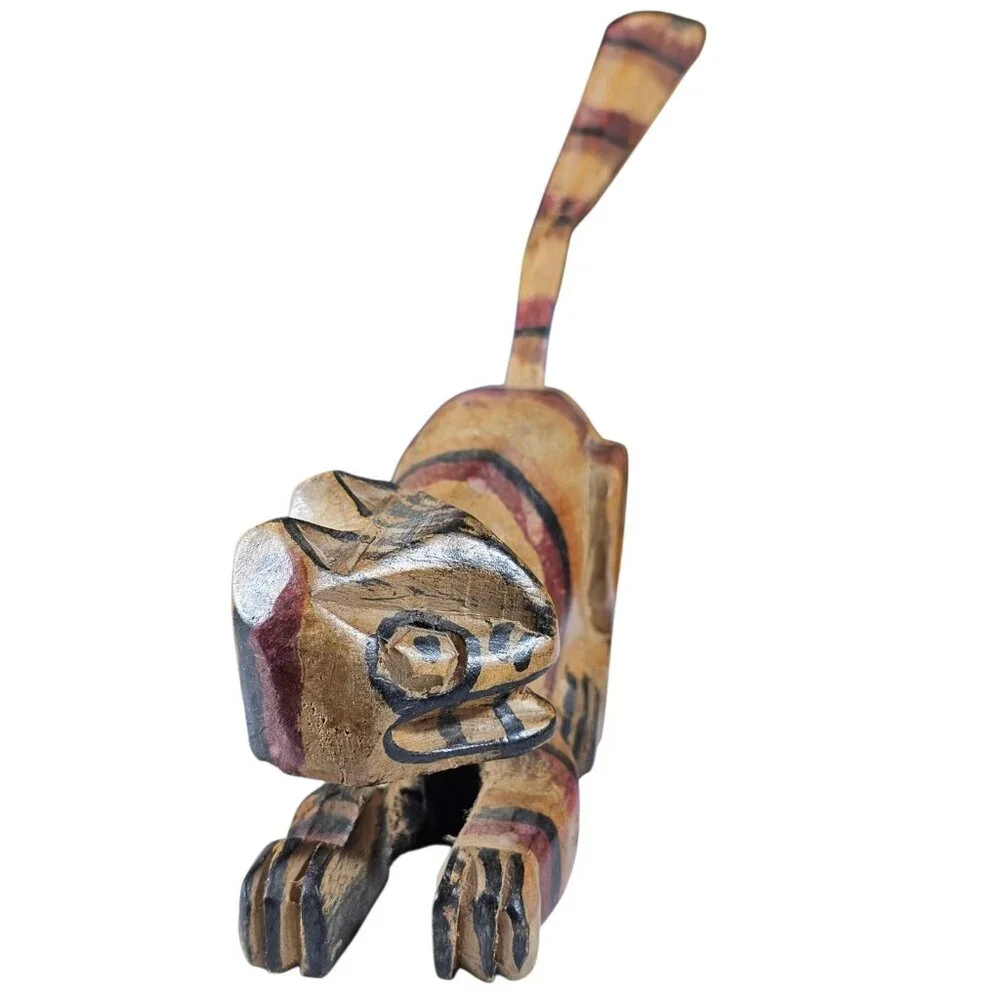 Vintage Guatemala Hand Carved Wood Cat Figurine Folk Art Painted Striped Wooden - Picture 2 of 10